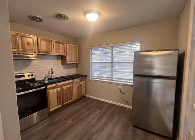 Property at 200 Twin Mtn Unit RDF-1, Wimberley, TX, 78676, 2 beds, 1 bath, [object Object]