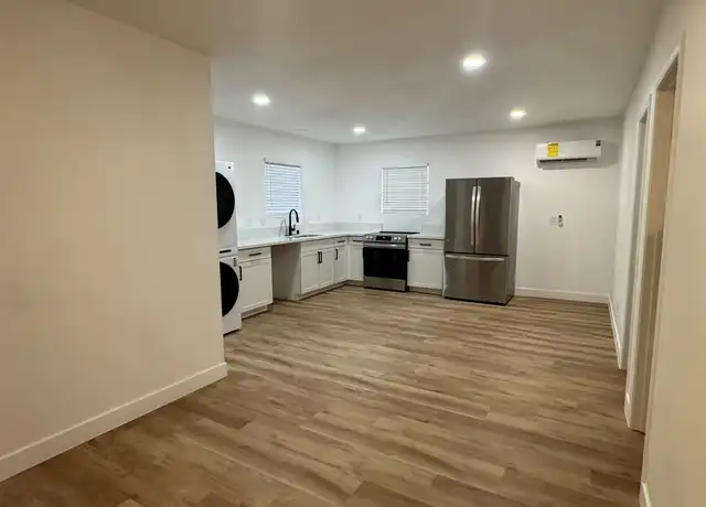 Property at 1032 Hassett Ave, Las Vegas, NV, 89104, 2 beds, 1 bath, [object Object]