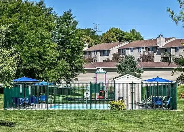 Property at Fox Valley Apartments - 3920 N 104th Ct, Omaha, NE, 68134, 1-2 bed, 1 bath, [object Object]