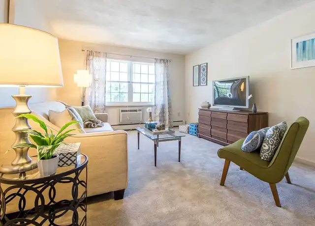 Property at Princeton Crossing - 12 Heritage Dr, Salem, MA, 01970, 1-2 bed, 1 bath, [object Object]