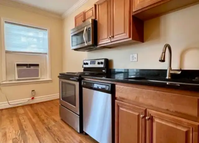 Property at 4245 W Pine Blvd, Saint Louis, MO, 63108, 0 beds, 1 bath, [object Object]