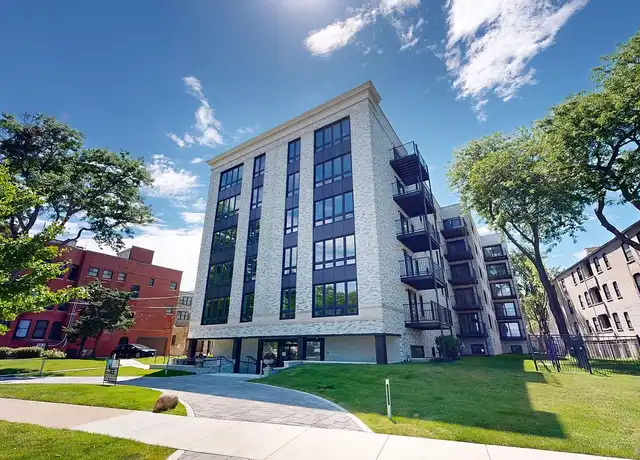 Property at 550 Sheridan Sq, Evanston, IL, 60202, 2-3 beds, 2 baths, [object Object]