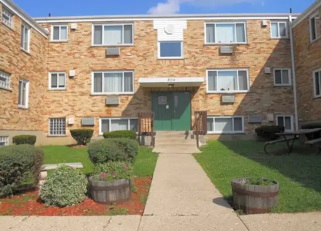 Property at 808 Elberon Ave Unit 4, Cincinnati, OH, 45205, 1 bed, 1 bath, [object Object]