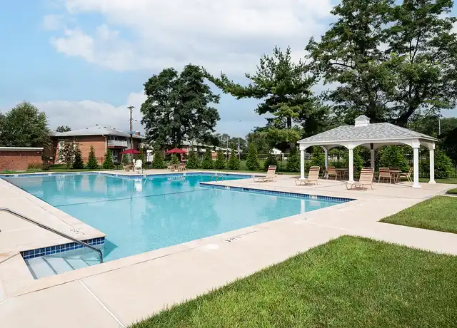 Property at Carlton Apartments - 125 W Farrell Ave, Ewing Township, NJ, 08618, 1-2 bed, 1 bath, [object Object]