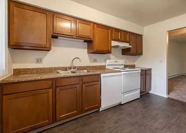 Property at Woodside Terrace Apartments - 2901 Parklane St NW, Canton, OH, 44709, 0-3 beds, 1-2.5 bath, [object Object]