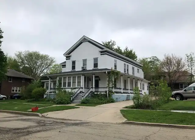 Property at 416 Cedar Ave Unit B, St. Charles, IL, 60174, 1 bed, 1 bath, [object Object]