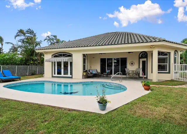 Property at 72 Waterway Rd, Jupiter, FL, 33469, 3 beds, 2 baths, [object Object]
