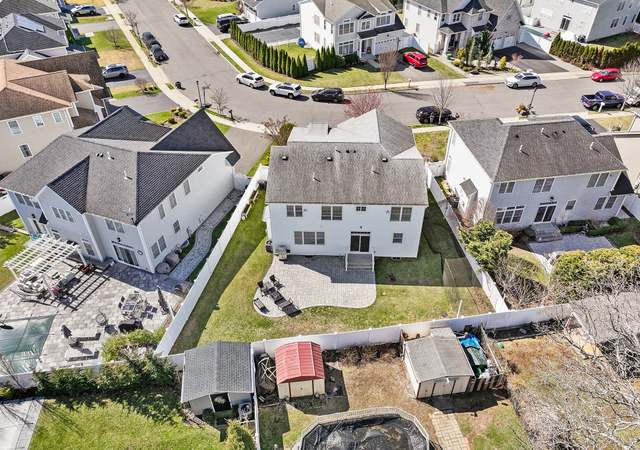 Photo of 1450 Horseshoe Dr, North Bellmore, NY 11710